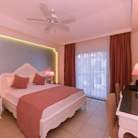 蒙特贝罗豪华酒店 酒店 厄吕代尼兹