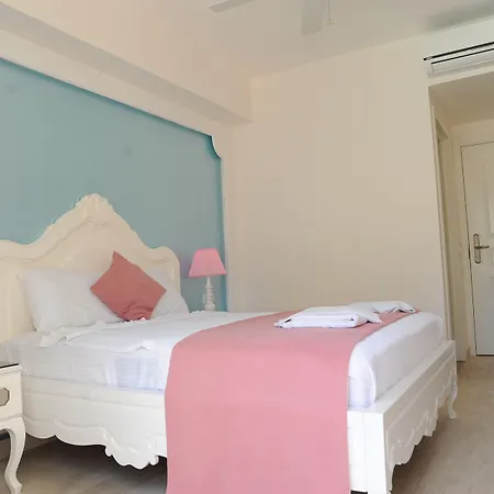 蒙特贝罗豪华酒店