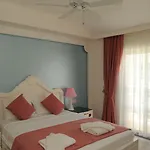 Hotel Montebello Deluxe
