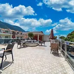 Hotel Montebello Deluxe 3*