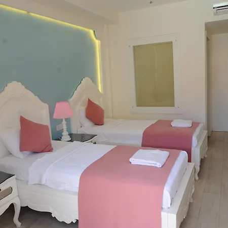 Montebello Deluxe 3* أولدينيس