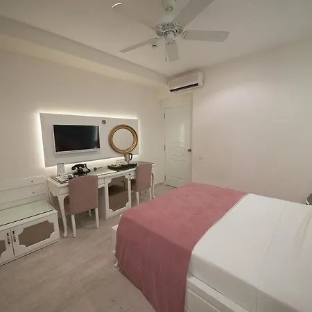 Montebello Deluxe Ολουντενίζ