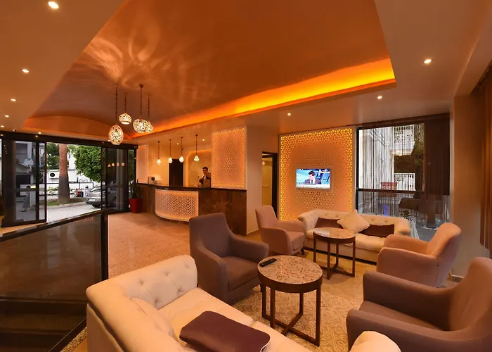 蒙特贝罗豪华酒店 厄吕代尼兹