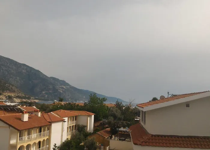 蒙特贝罗豪华酒店 酒店