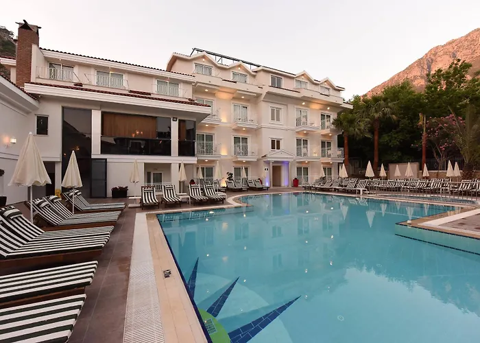 蒙特贝罗豪华酒店