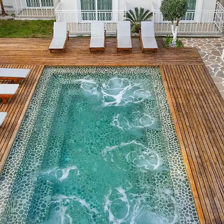 Montebello Deluxe 3* Ολουντενίζ