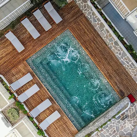 Montebello Deluxe Ξενοδοχείο Ολουντενίζ