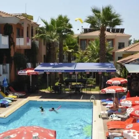 Hotel Montebello Deluxe 3*