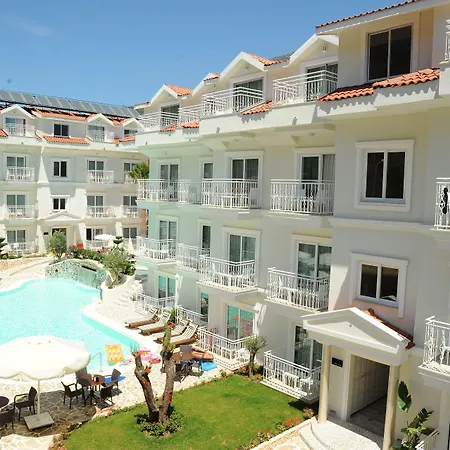 Ξενοδοχείο Montebello Deluxe