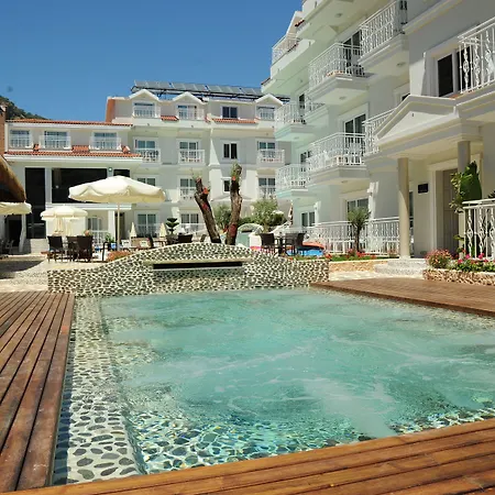 Montebello Deluxe