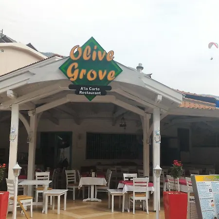 Ξενοδοχείο Montebello Deluxe