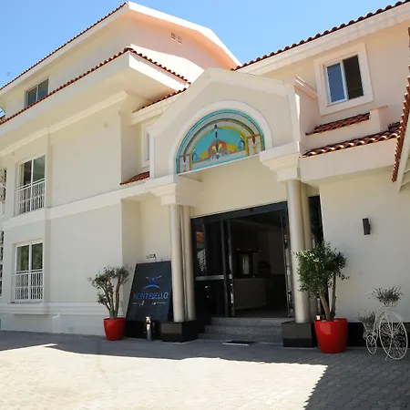Montebello Deluxe 3*