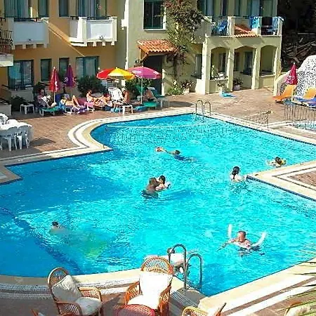 Montebello Deluxe Hotel