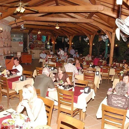 Montebello Deluxe 3* Ολουντενίζ