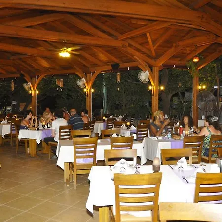 Montebello Deluxe