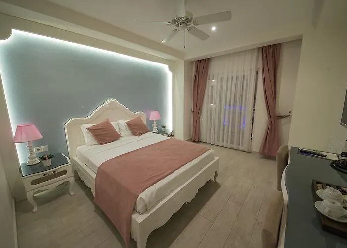 Montebello Deluxe オルデニズ