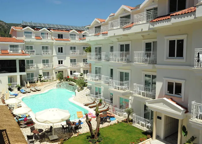 Montebello Deluxe ホテル