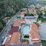 Montebello Deluxe Ολουντενίζ